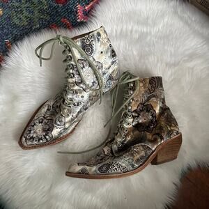 Jeffrey Campbell Elmcroft Booties